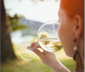Sip and Self-Care: How Low-Acid Wine Fits into Your Wellness Routine